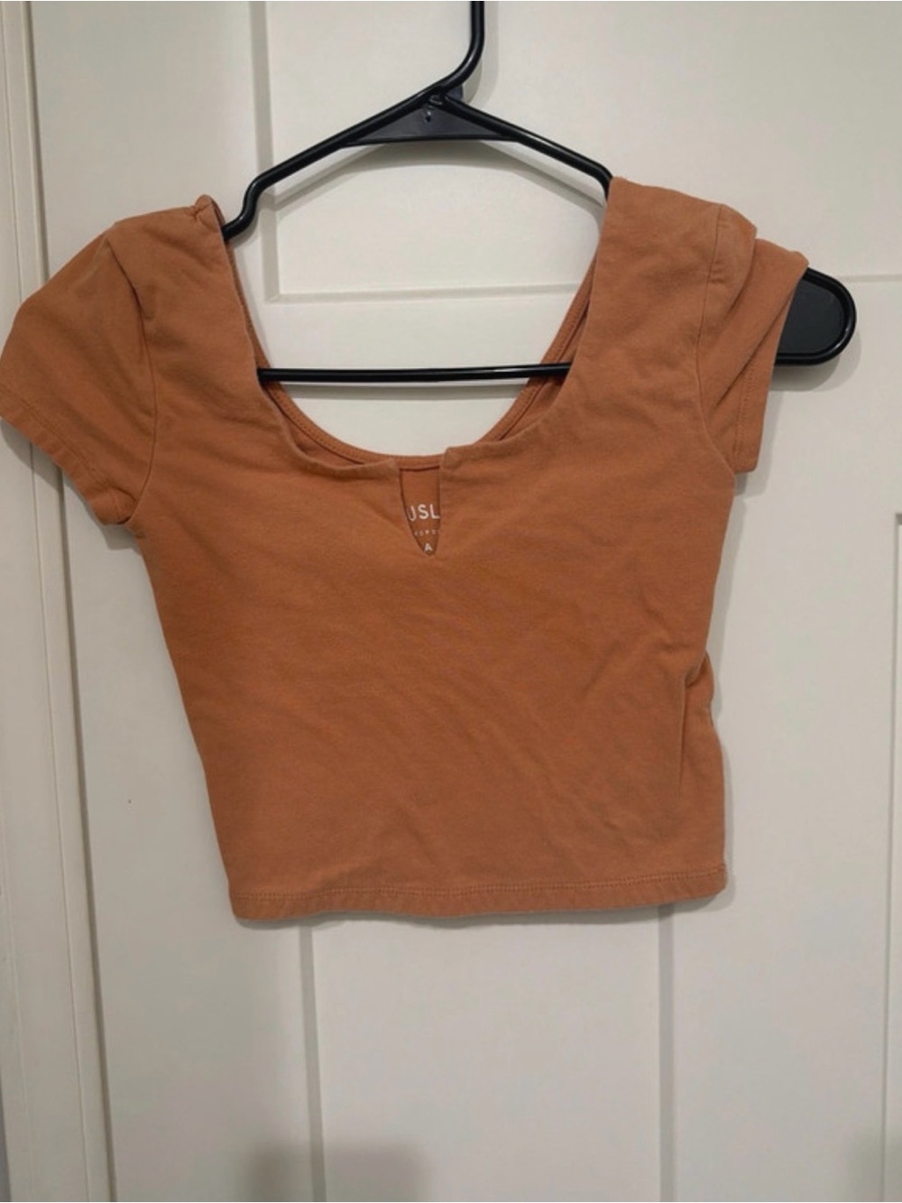 Aeropostale Women's Rust Orange Scoop Neck Crop Top